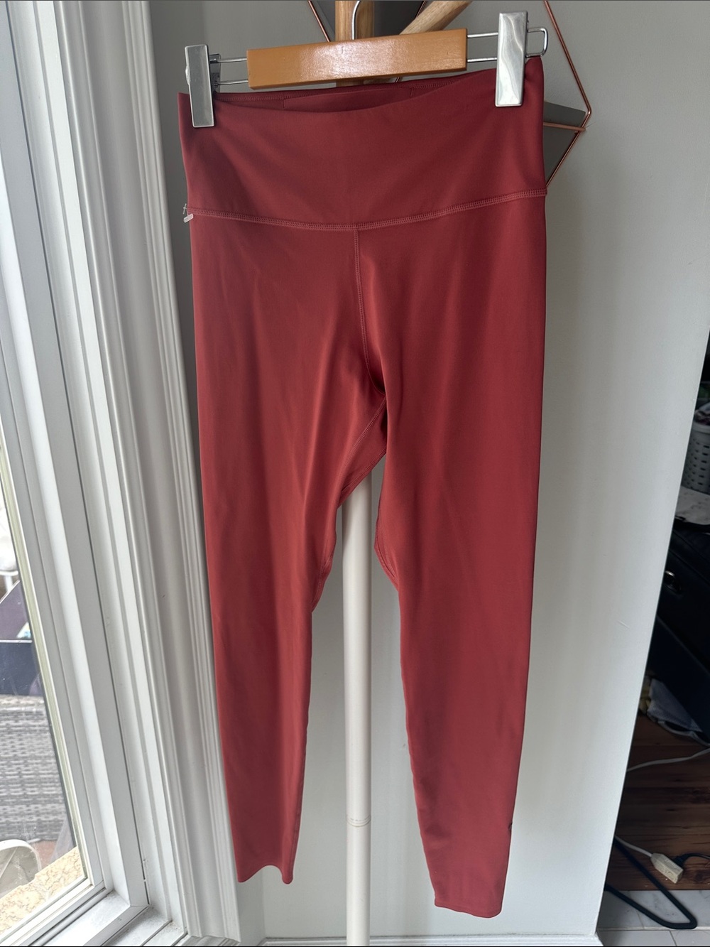 NIKE DRI-FIT High-Waist Rust Red Active Leggings Yoga Workout Running Size Small